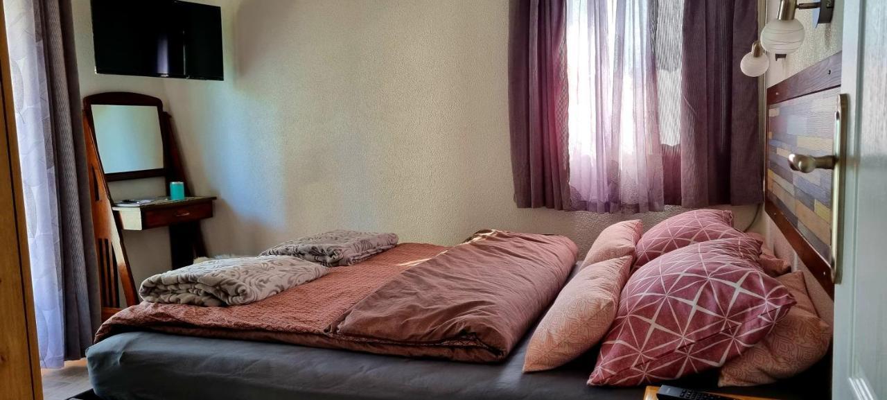 Apartments Misini Dvori Stomorska Dış mekan fotoğraf